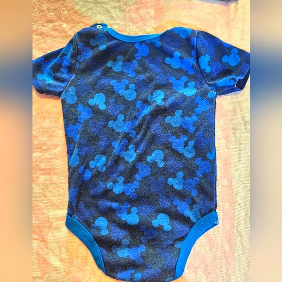 Disney and Addias Bundle, featuring Mickey Mouse and the Paw Patrol - Picture 3 of 10